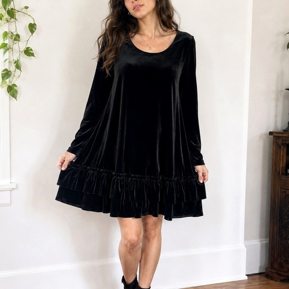 Easel Black Velvet Mini Dress Babydoll Long Sleeve Tiered Ruffle Whimsigoth S